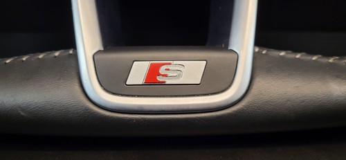 Oryginalna kierownica Audi TT TTS 8S S-Line wielofunkcyjne wahacze zmiany biegów 8S0419091AG - Zdjęcie 2 z 5