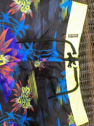 NEW Boys Size 16 / 28 Hurley Swim Shorts Swimsuit Board Shorts Tropical NWT - Picture 3 of 5