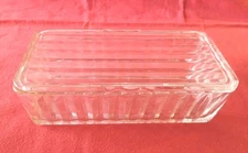 Vintage Design Ribbed 8.5x4.25x2.5 Refrigerator Dish With Lid - 1930's