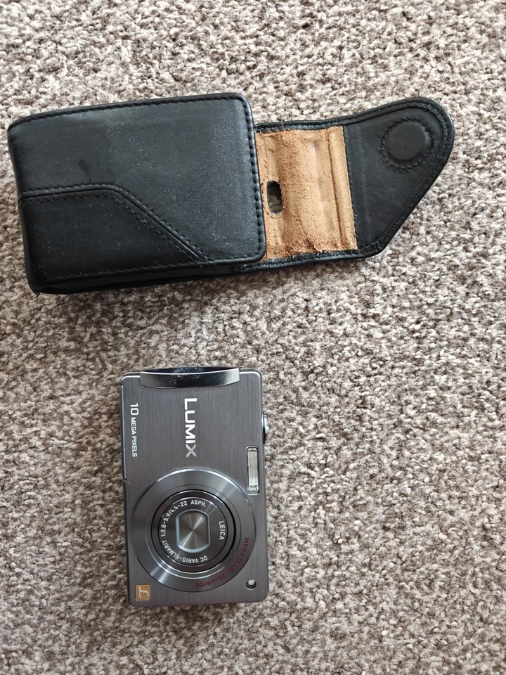 Panasonic Lumix DMC-FX500, photo 1 of 4