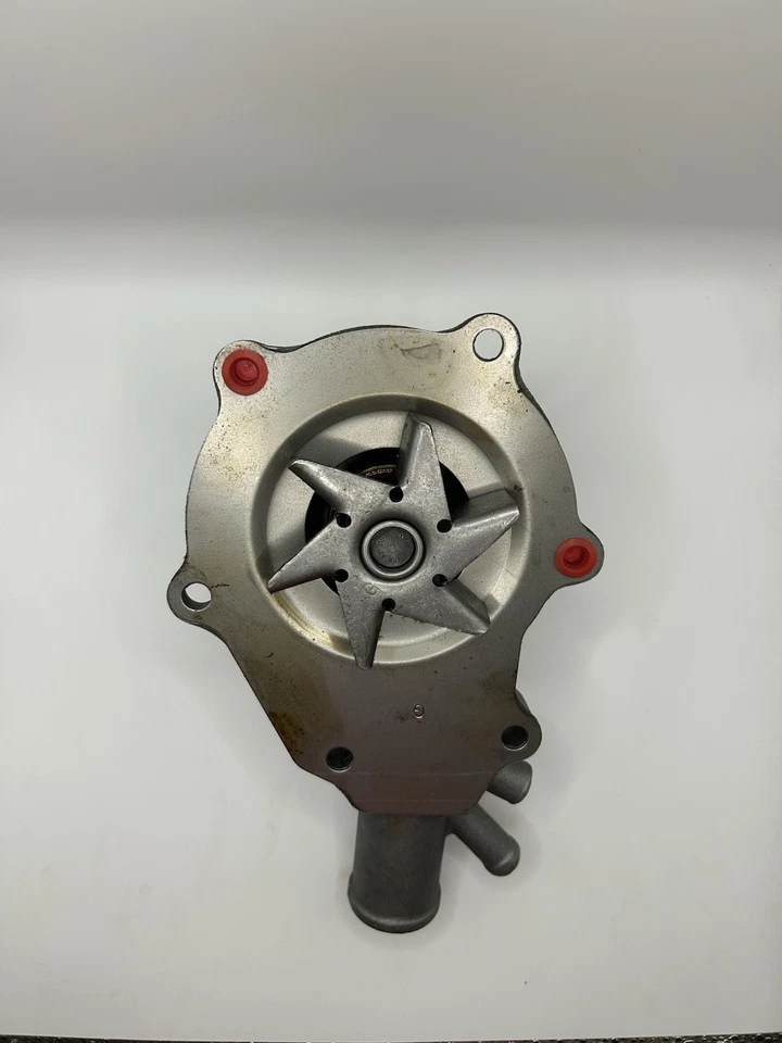 Восстановленный водяной насос Cardone 58-177 — подходит для двигателей GM V8 1970–1980-х годов - Изображение 4 из 4