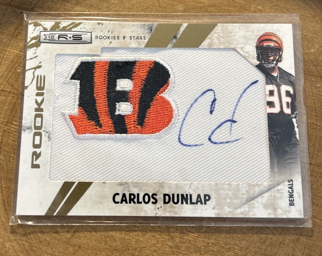 Carlos Dunlap Panini Rookies & Stars #260 Longevity-Patch Autograph Ruby Team Logo