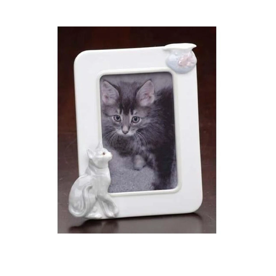 ROMAN CLUB PACK OF 12 HANDCRAFTED PORCELAIN CAT AND FISH PHOTO PICTURE FRAMES - Image 2 of 2