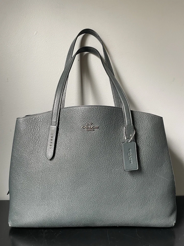 Bolso de Mano COACH Grande Charlie 40 Portátil Cuero Guijarro Verde Oscuro Foto 3 de 4