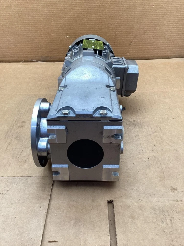 Lenze EN60034 3 Phase Motor -NOS - Image 2 of 4