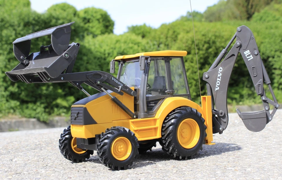 RC VOLVO BL71 Traktor Bagger Radlader in 1:18 FERNGESTEUERT 27MHz 87913 - Bild 3 von 4