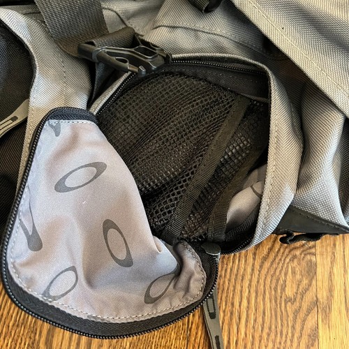 Vintage Y2k Oakley Tactical Software Hiking City Gorpcore Backpack - Picture 10 of 15
