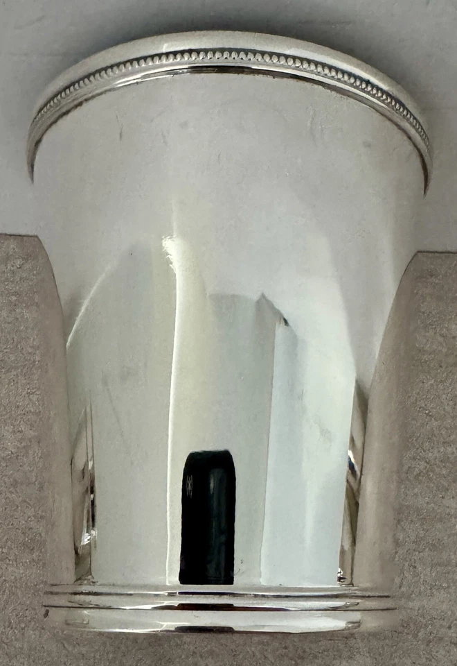 REED BARTON ESTERLINA TAMAÑO GRANDE CON CUENTAS COMO NUEVO TAZA JULEP PULIDO FRESCO SIN MONO Foto 2 de 3