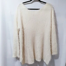 EASEL Soft Warm Fuzzy Knit Oversized Sweater White/Cream Size S/M EUC