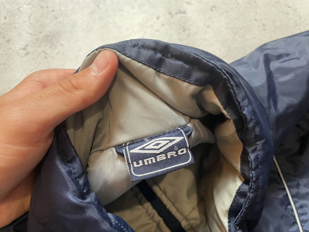 UMBRO ナイロン パーカー 黄 M 反転ロゴ y2k テック ストリート UMBRO ナイロン パーカー 黄 M 反転ロゴ y2k テック ストリート UMBRO