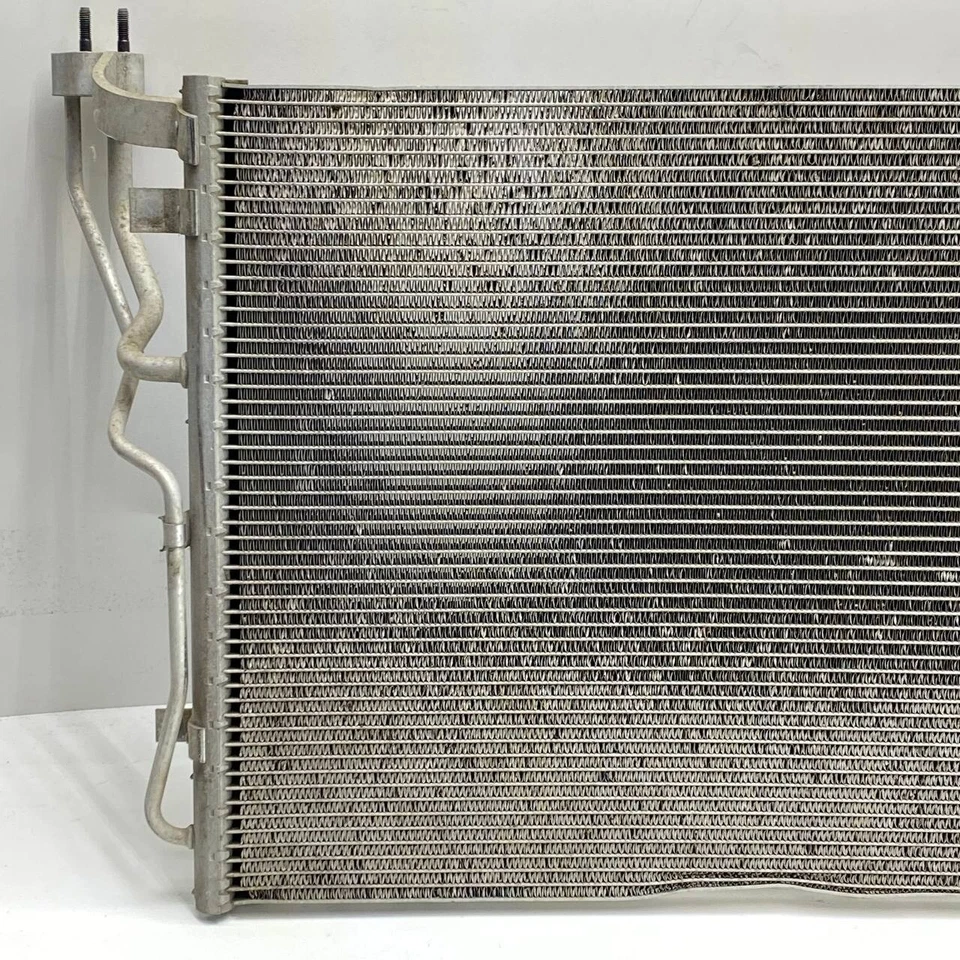 2011 - 2015 Kia Optima Hyundai Sonata 2.4 A/C condensador fabricante de equipamento original - Imagem 2 de 4