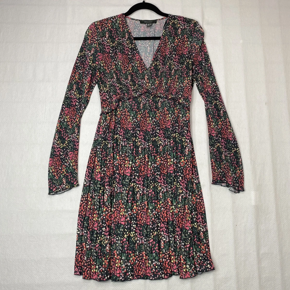 Primark red and on sale black dress