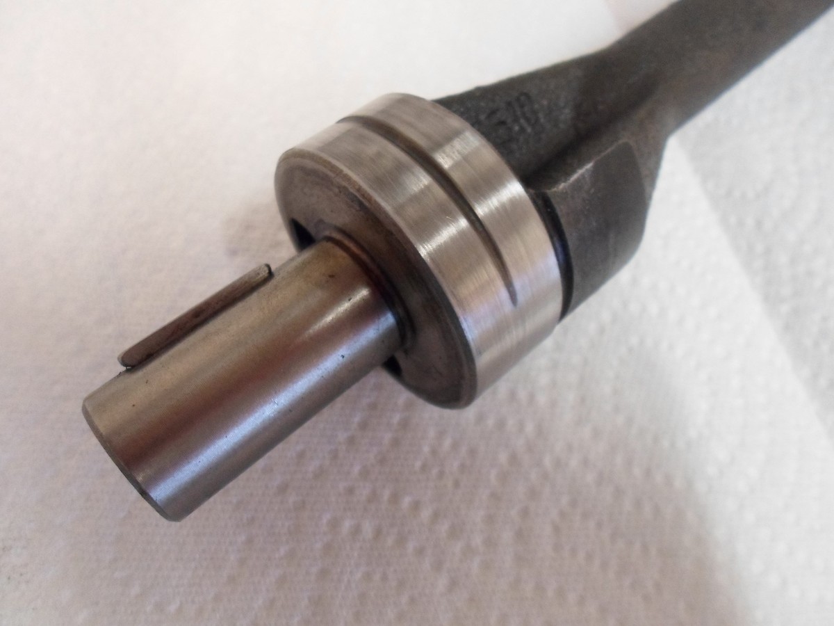 Ford V4 104 CID 1.5L 1.7L Balance Shaft CL40 Mustang 1700
