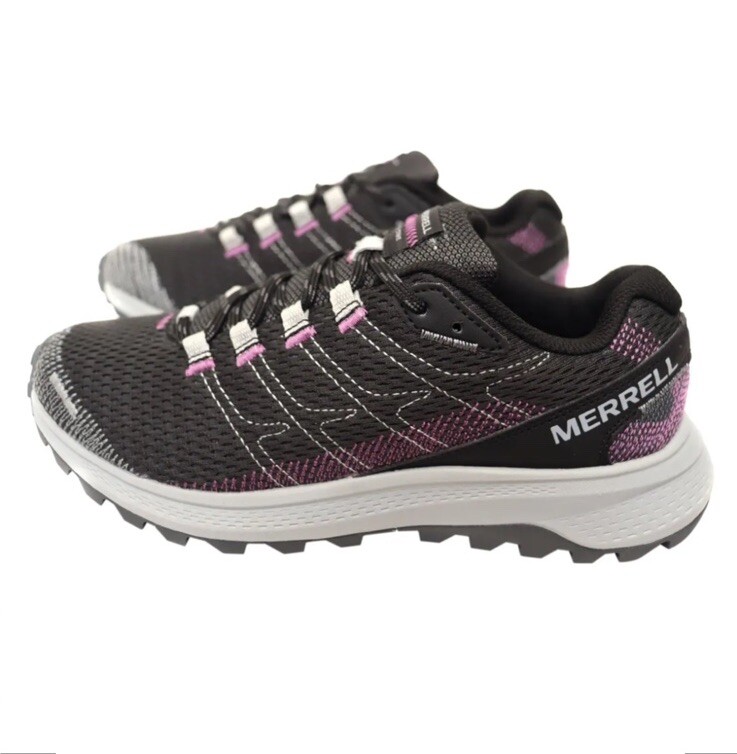 NWOB Merrell scarpe da trail running da donna Fly Strike. Taglia 7. MSRP $149 95