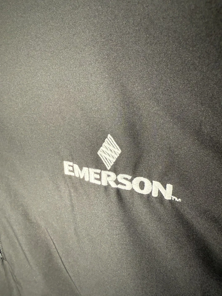 Cutter Buck 1/2 Zip Pullover Mens XL New NWT Emerson Logo Water Wind Resistant - Image 3 of 4