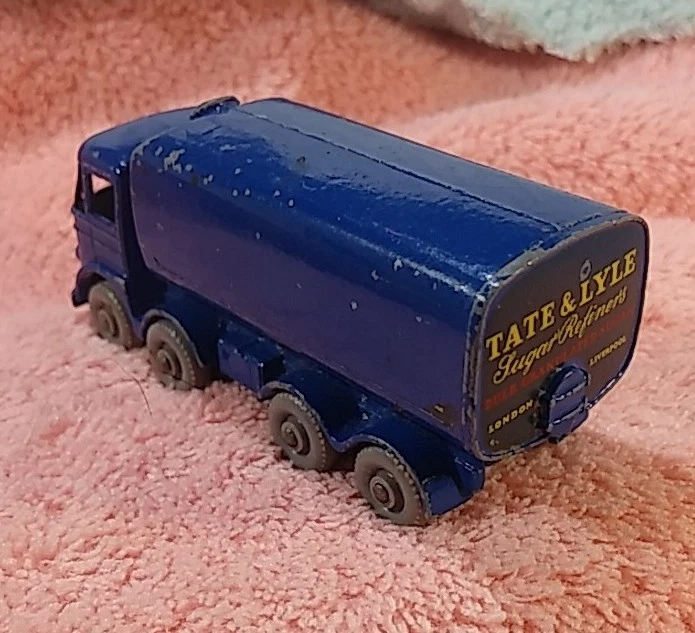 Vtg. Matchbox #10-C V.1 Sugar Container Truck, Crown Decal On Back Grey Wheels - Image 3 of 4