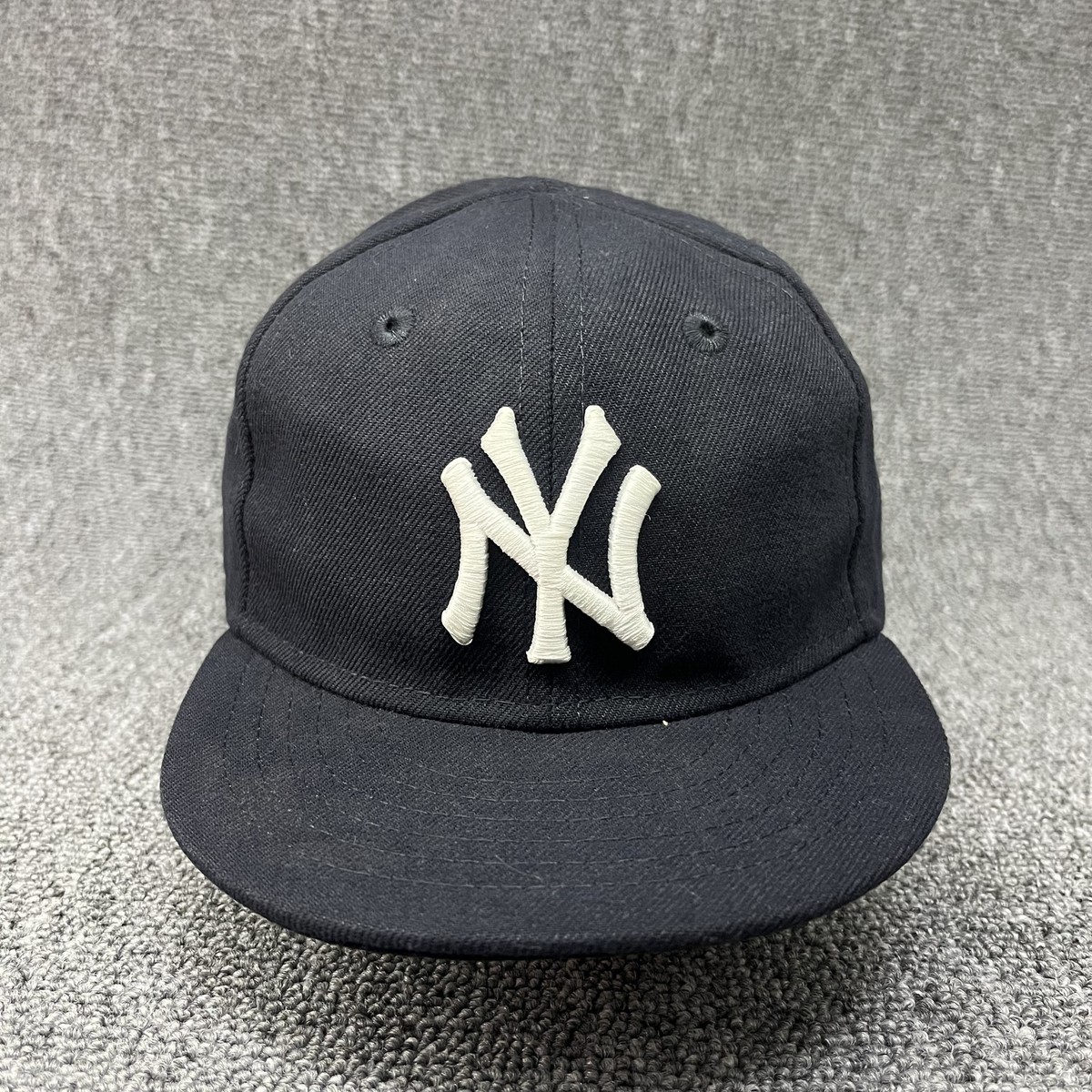 New Era 59FIFTY NY Yankees Infant Size 6 Fitted Hat 100% Wool Made in USA Kids