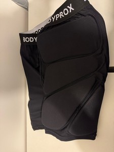 Bodyprox Protective Padded Shorts for Snowboard, Skate and Ski, 3D Protection L
