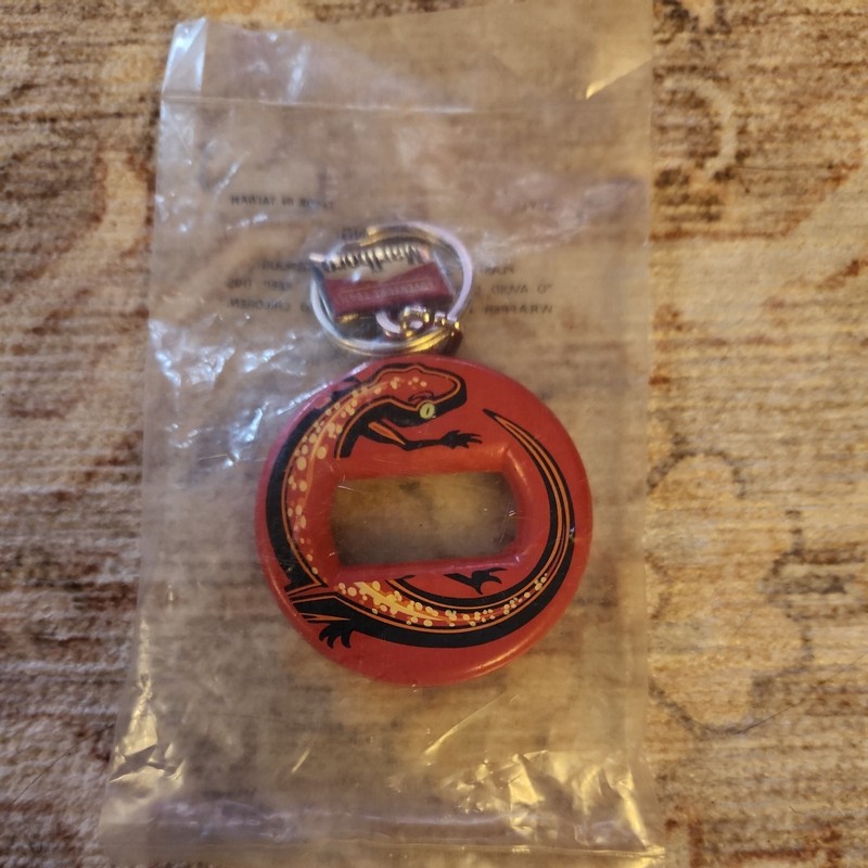 Vtg Red Gecko Lizard Marlboro Bottle Opener Keychain Canada