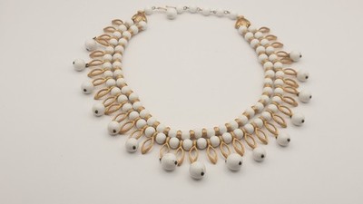 Vintage Signed KRAMER White Bead Dangle Bib Gold Tone Necklace Hook Closure