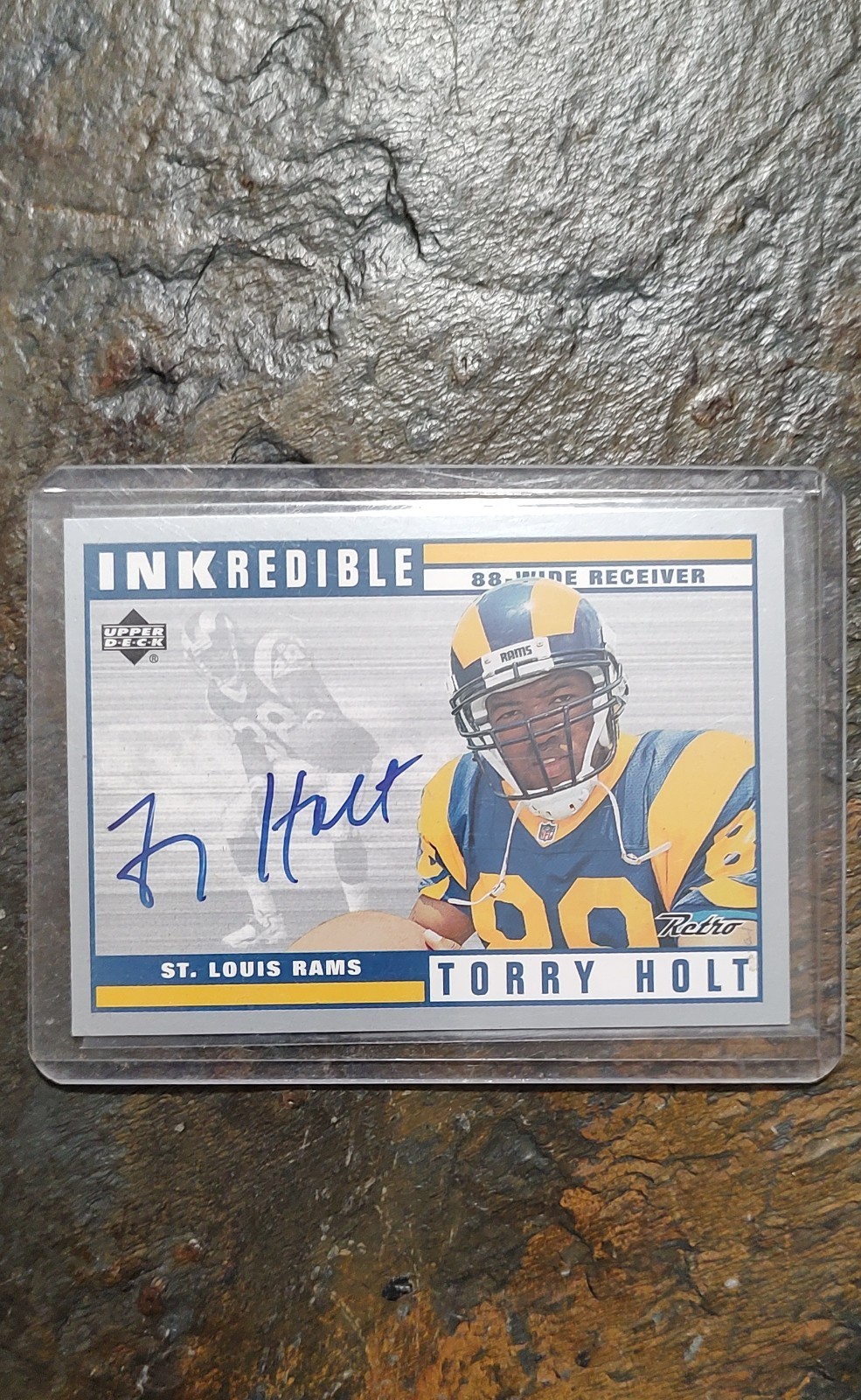 Torry Holt Upper Deck Retro Inkredible #TH Base