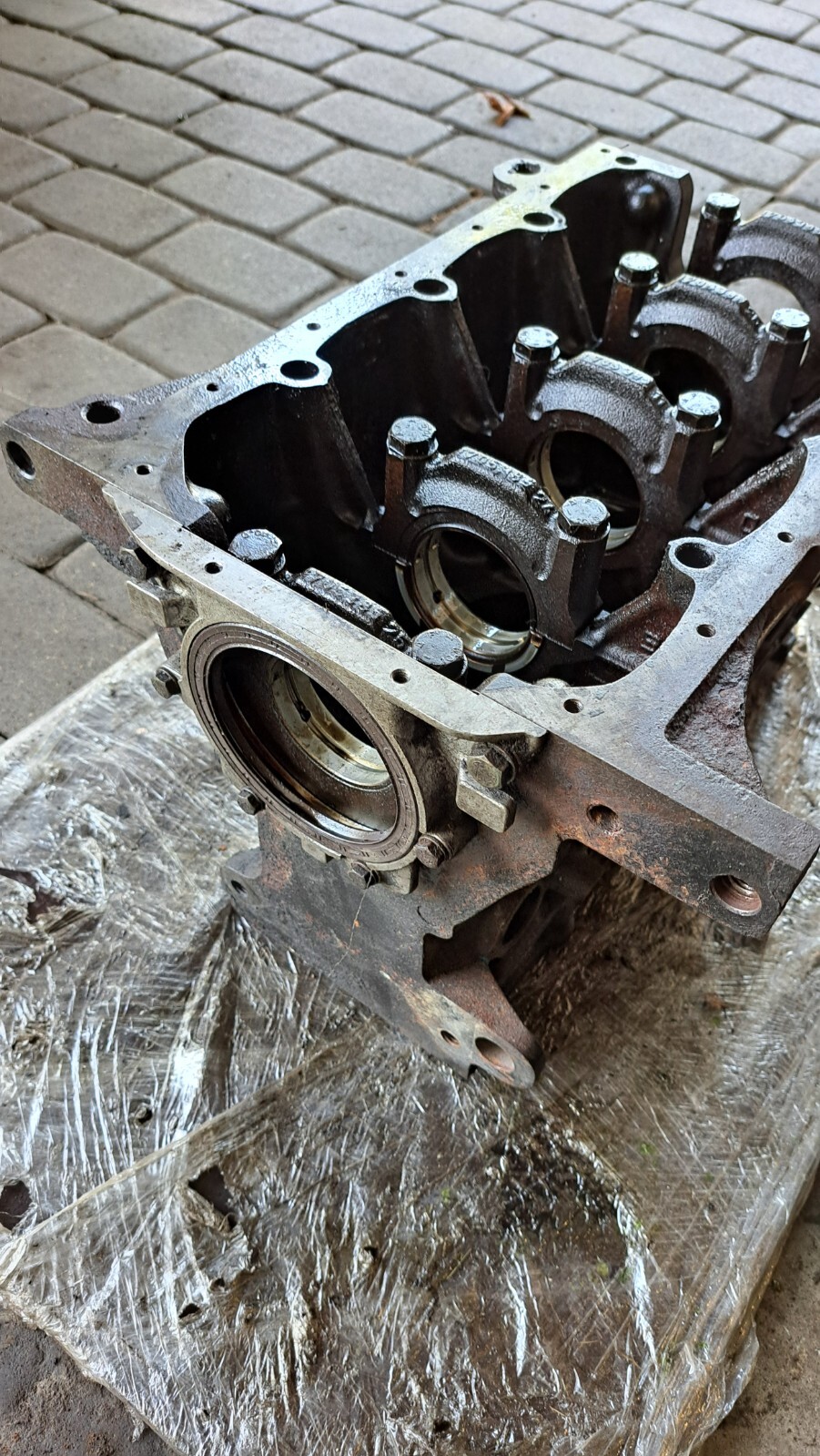 Picture 4 of 24