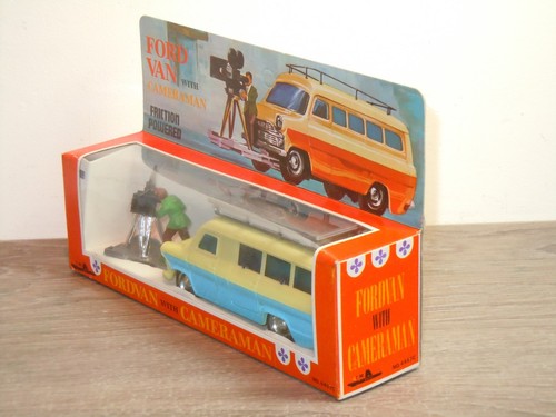 Ford Transit Van with Cameraman - TM Toys Plastic 4457C Hong Kong in Box *35683 - Picture 7 of 7