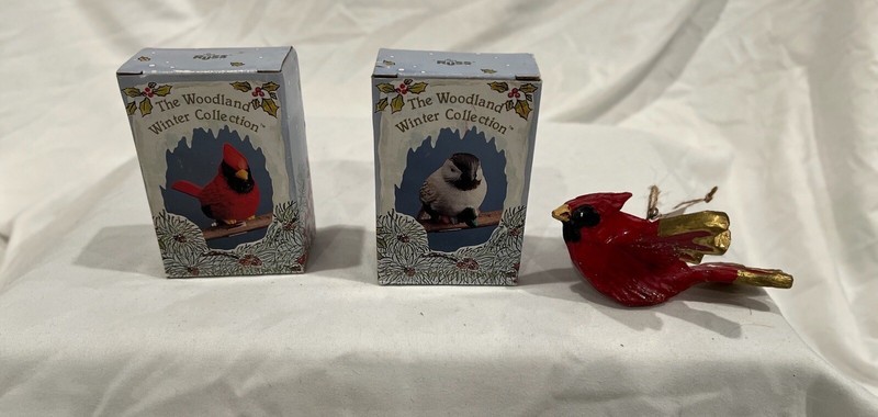 Russ Berrie Cardinal Winter Woodland Collection 2 Porcelain Clip On Ornament + 1