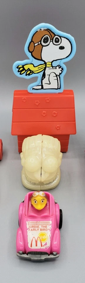 老式发条玩具。 商品从麦当劳、BK、DC、华纳兄弟和其他各不相同 — 第 3/4 张图片