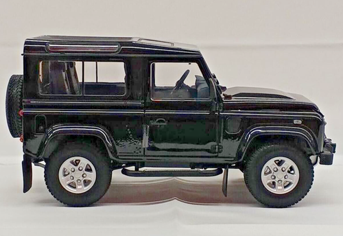 Modellautos Land Rover Defender 1/18 Kyosho 90 grün