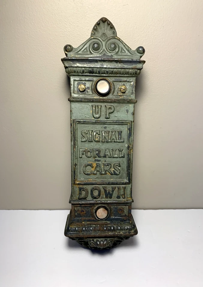 Antiguo panel de señal de ascensor arquitectónico interruptor de botón de carga arriba hacia abajo Foto 2 de 4