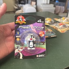 Sealed Looney Tunes EMTEC Flash Drive USB 4Gb Sylvester The Cat