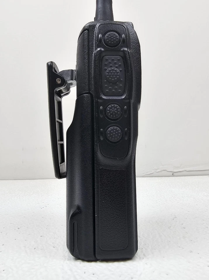 Vertex VX921-G7-5 VX-921-G7-5 UHF 450-512 MHz 48 canales 5 vatios (kit completo) Foto 4 de 4