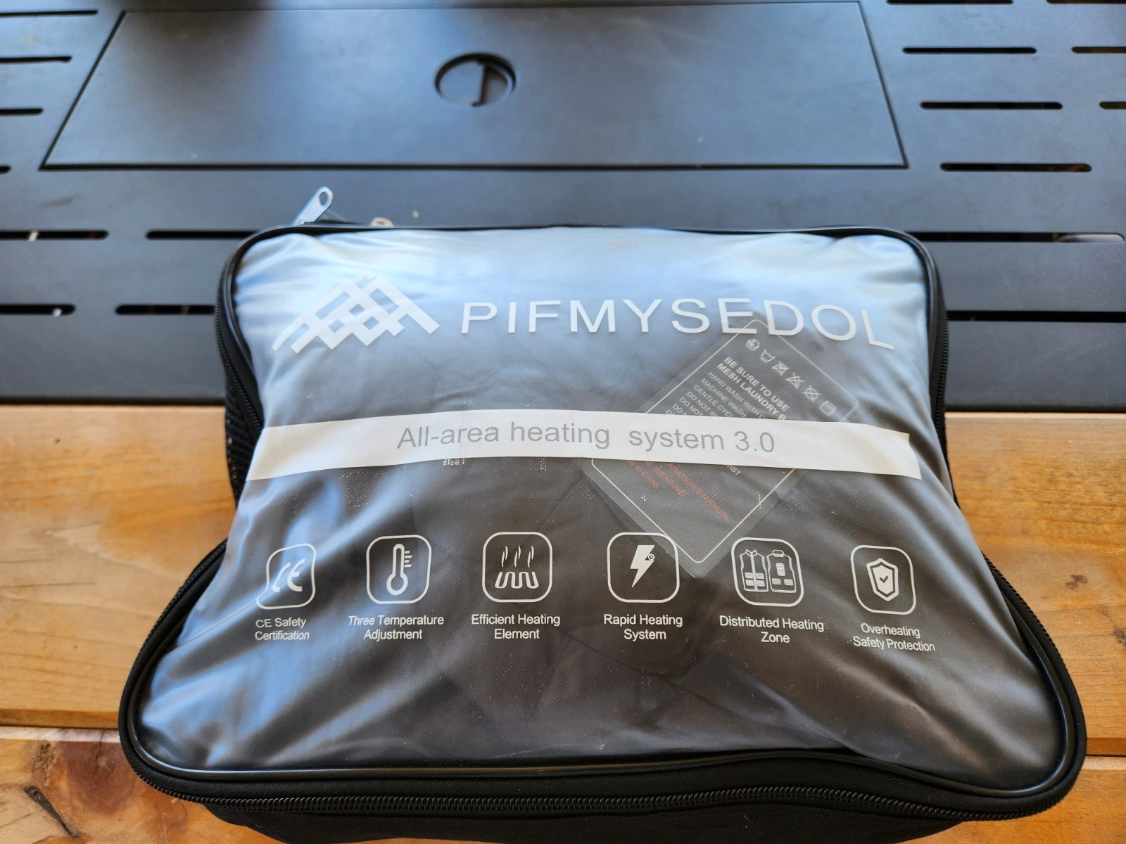 PIFMYSEDOL Men’s Heated Jacket with Battery Pack | Black | Large
Opens in a new window or tab