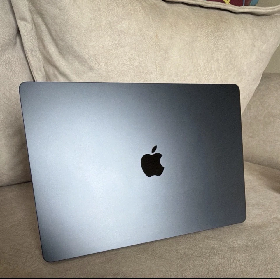 Apple MacBook Air 15" M4 · 16GB · 256GB, photo 3 of 4