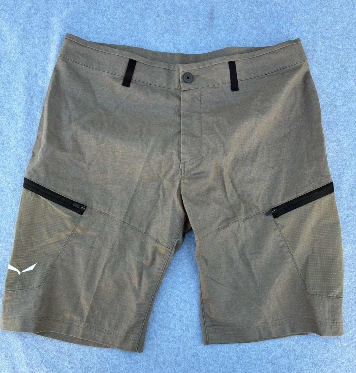 Salewa Lavaredo Hemp Cargo Shorts 10" Mens Medium Brown Hiking Outdoor
Opens in a new window or tab