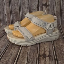 Sz 8 Womens Vionic WMX Wanderer Light Grey Comfort Walking Sandals VGUC 