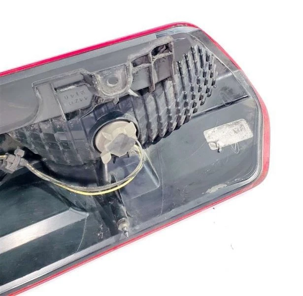 Luz trasera izquierda Ford Transit 250 2015 OEM necesita pulido Foto 2 de 4