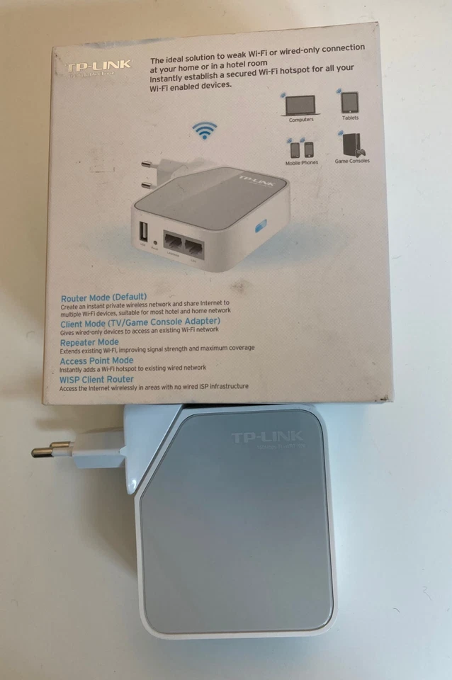 TP LInk Mini Pocket Router/Access Point TL-WR710N