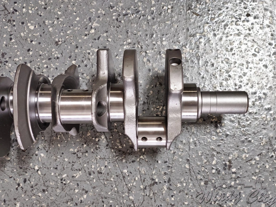 6.6L CHEVY L8T REMANUFACTURED CRANKSHAFT KIT - Image 2 of 4