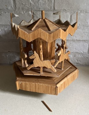 Vintage handgefertigtes Holz Volkskunst Streichholz Kunst, Karussell. A/F 