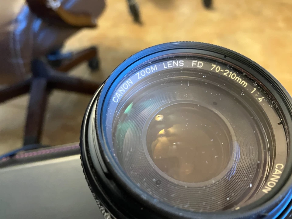 Lente zoom macro Canon FD 70-210 mm f/4 Foto 3 de 3