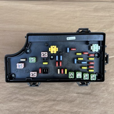 11-14 Avenger 200 Relay Fuse Box Integrated Power Module TIPM P04692346AE