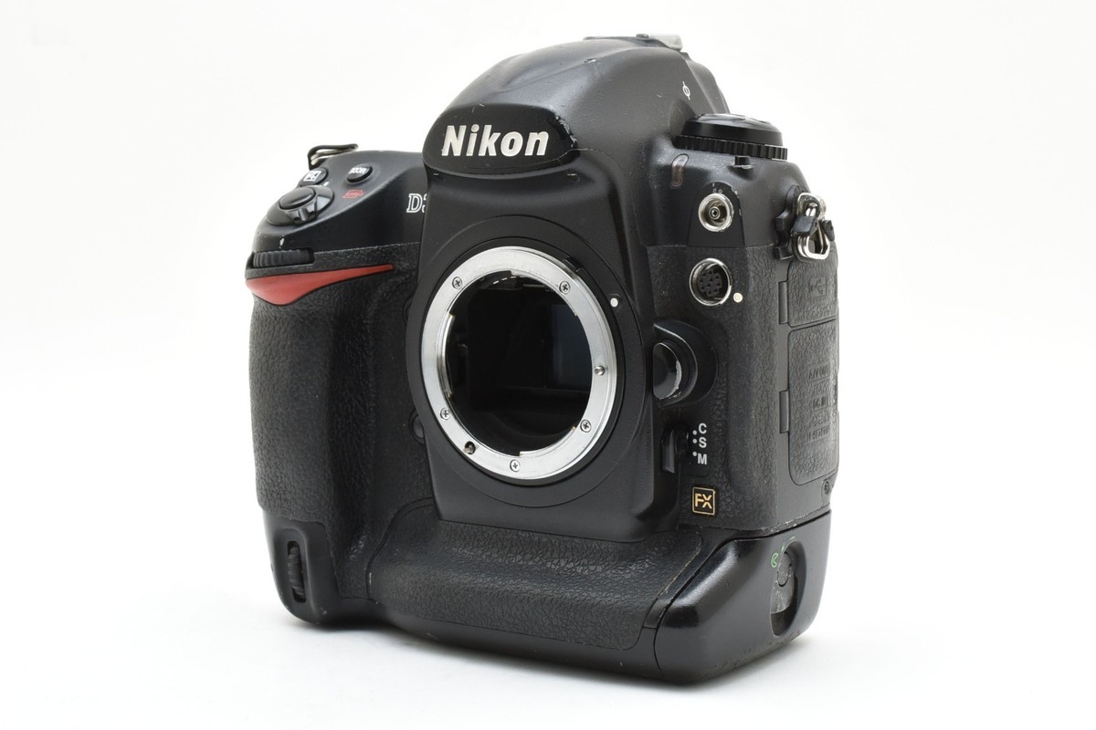 Nikon D3 12MP Digital SLR Camera Body with battery from