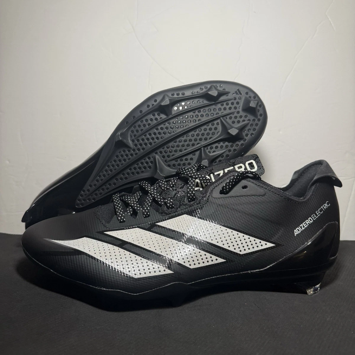 Las mejores ofertas en adidas Adizero Cleats Black White | eBay