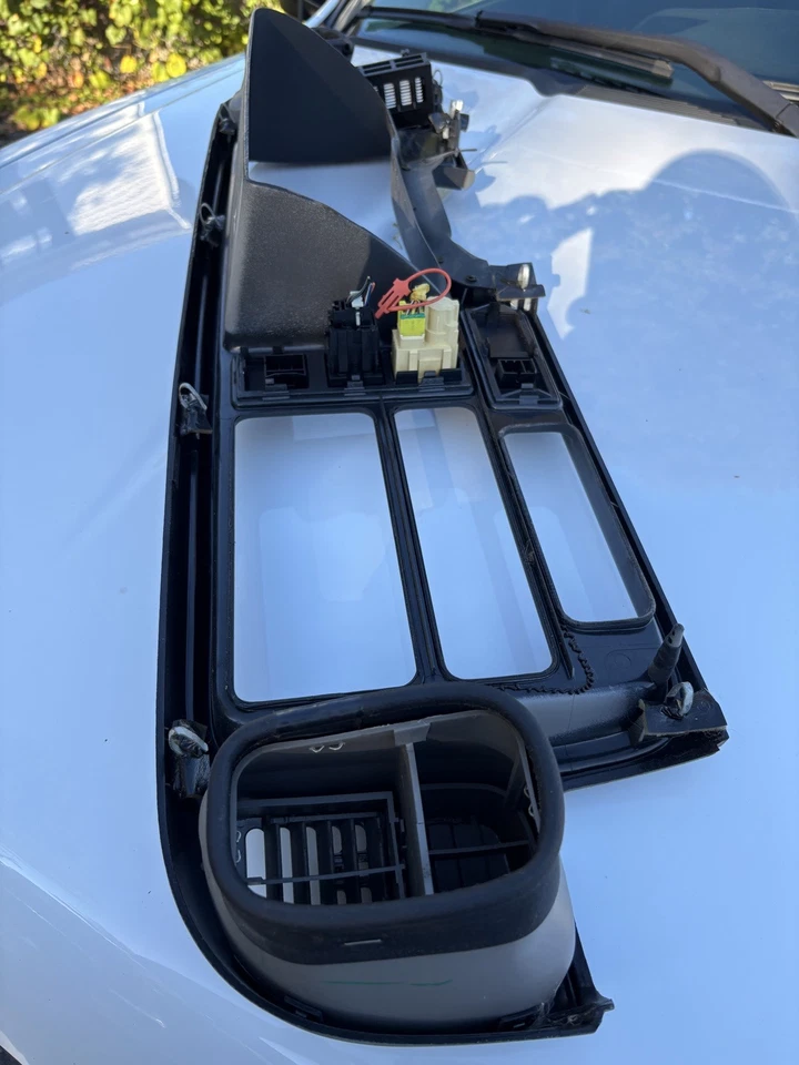 95-99 Chevrolet GMC C1500 Truck SUV Dash Cluster Radio Bezel Red OEM 15694859 - Image 2 of 3