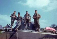 COLOR  WW2 Photo WWII US Army M4 Sherman Tank Crew NICE PHOTO ! World War Two 