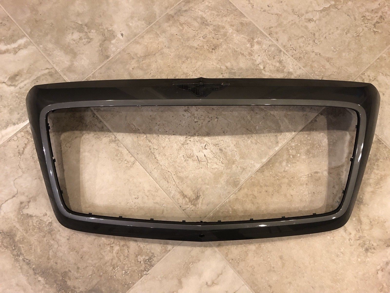 Bentley Bentayga Center Grill Front Radiator OEM BY636