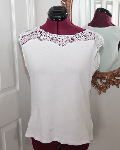 Chaps by Ralph Lauren White Cotton W/ Embroidery Top Sleeveless M