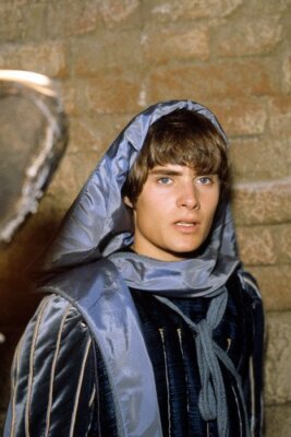 Leonard Whiting in Romeo and Juliet 11x17inch (28x43cm) Mini Poster